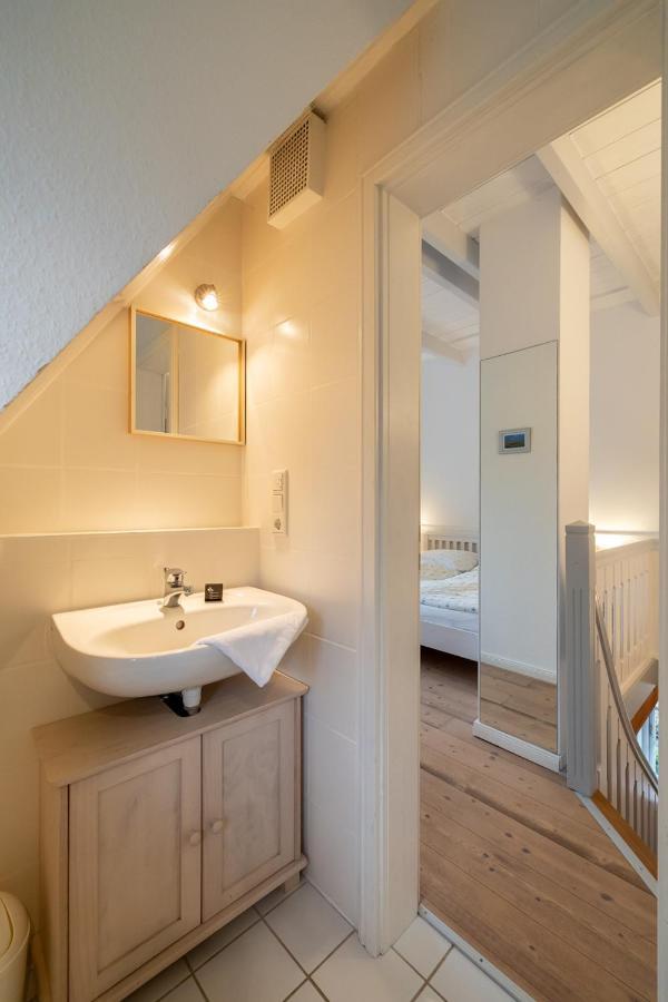Ferienwohnung Oldsum Bagian luar foto