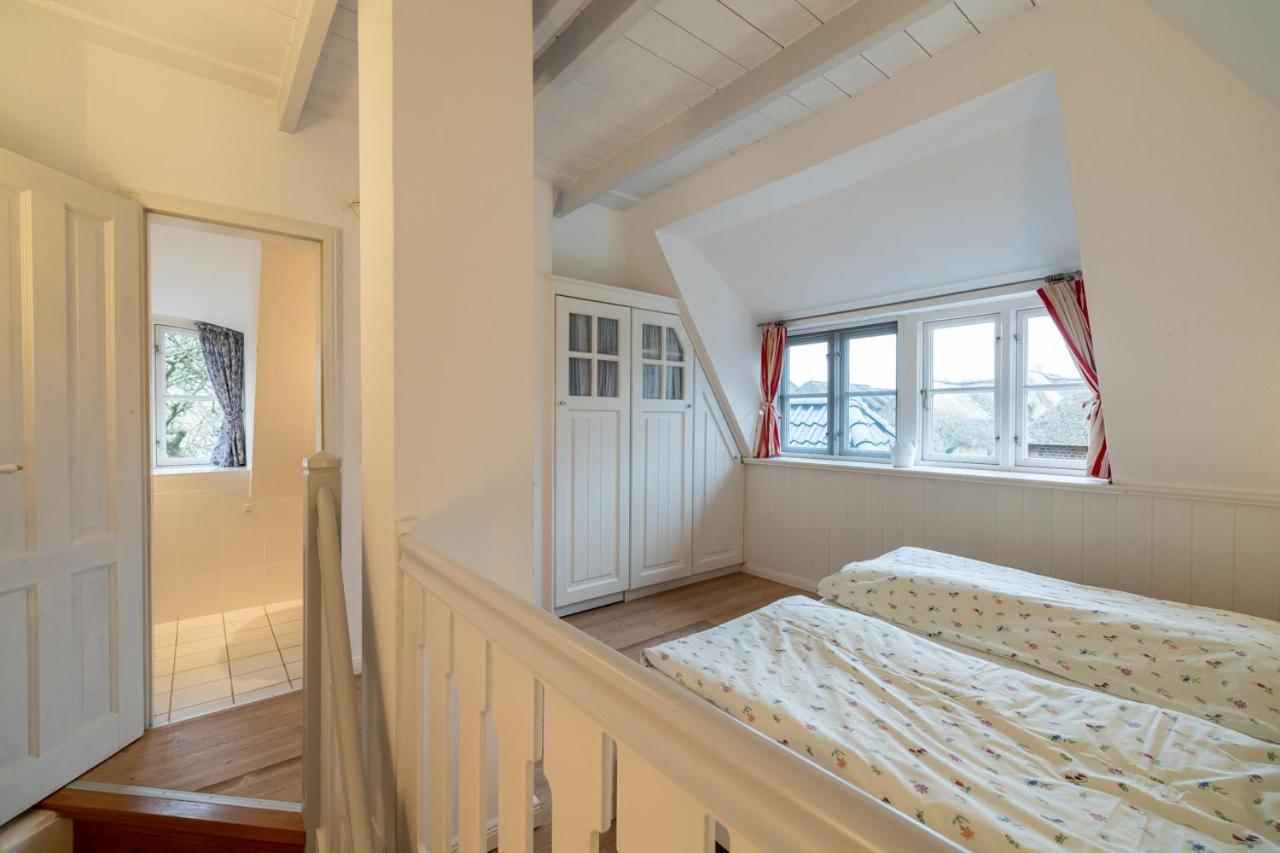 Ferienwohnung Oldsum Bagian luar foto