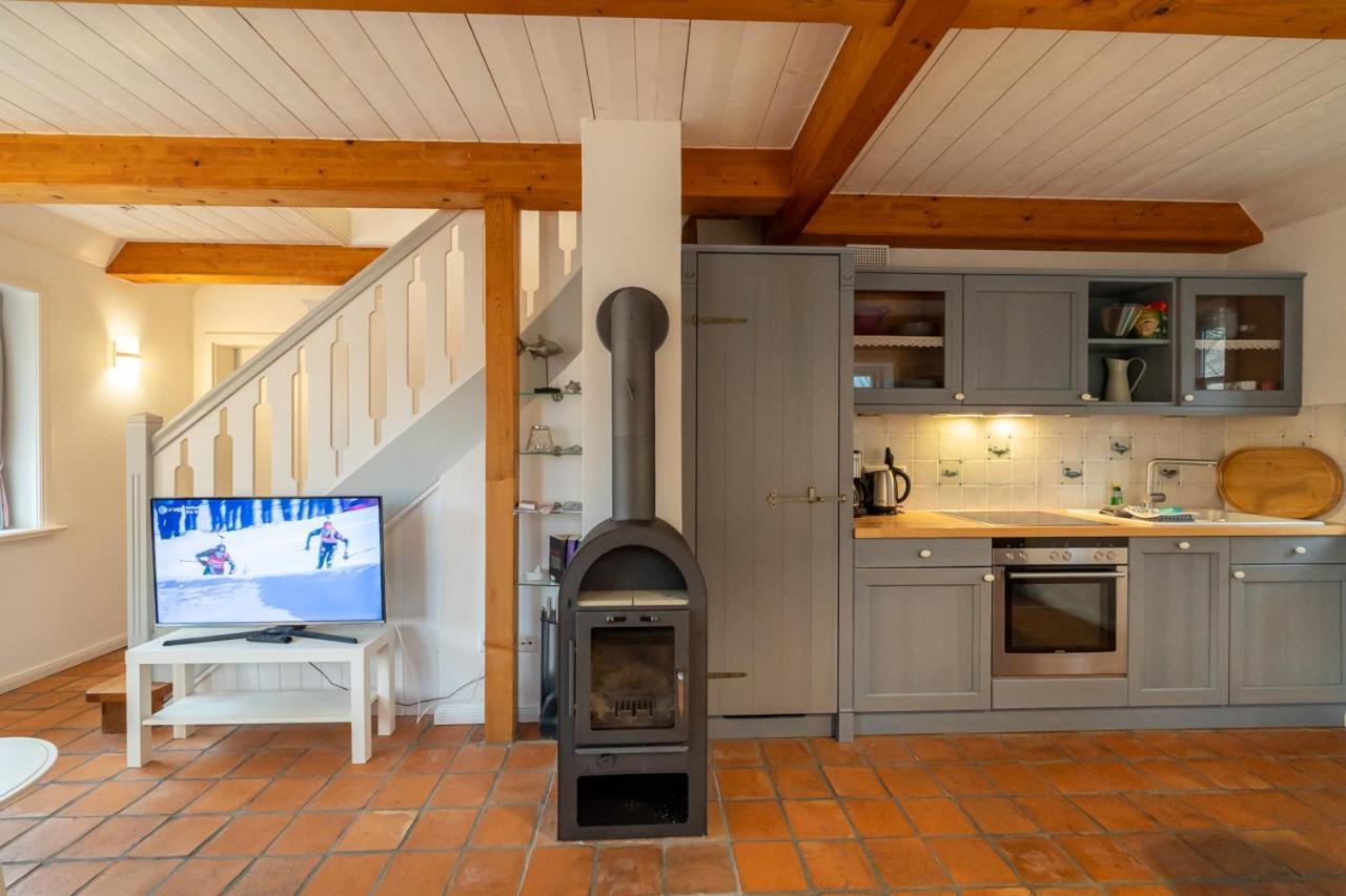 Ferienwohnung Oldsum Bagian luar foto