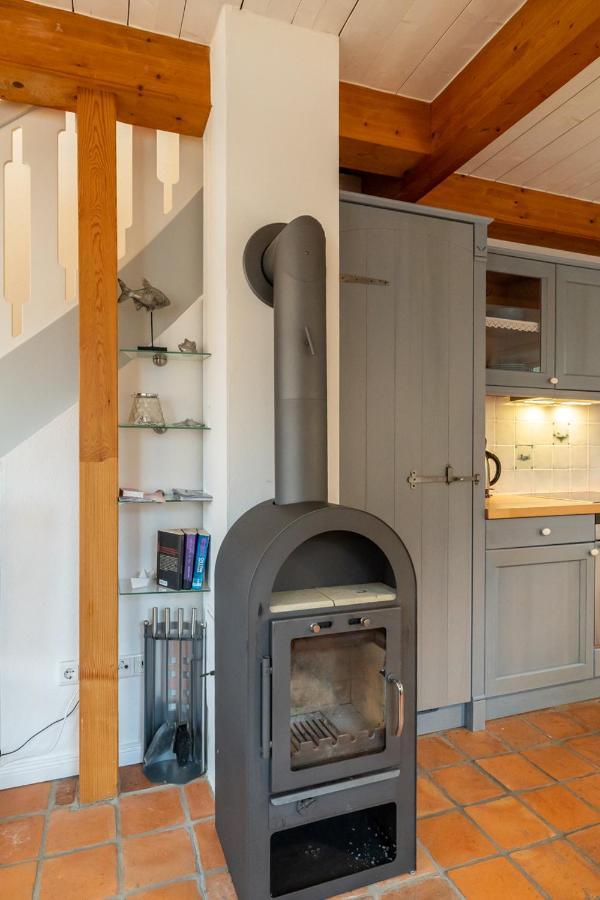Ferienwohnung Oldsum Bagian luar foto